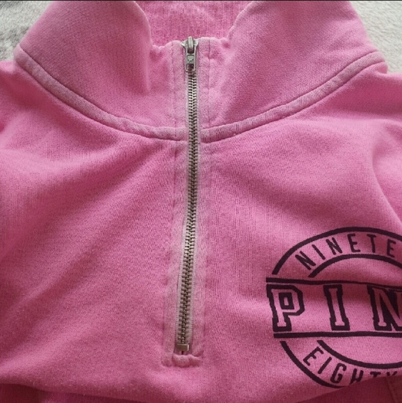PINK Victoria's Secret Pink Graphic Sweatshirt Med - Picture 7 of 7